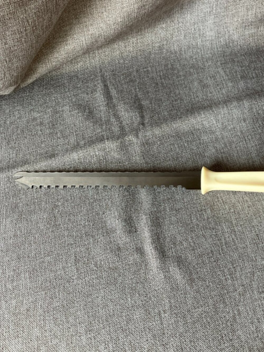 Vintage 15” Bread Knife Quikcut USA Long Serrated Blade Cream Handle Kitchen